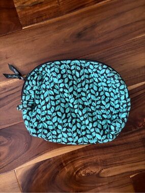 Vera Bradley Turquoise Leaf Quilted Cosmetic Pouch